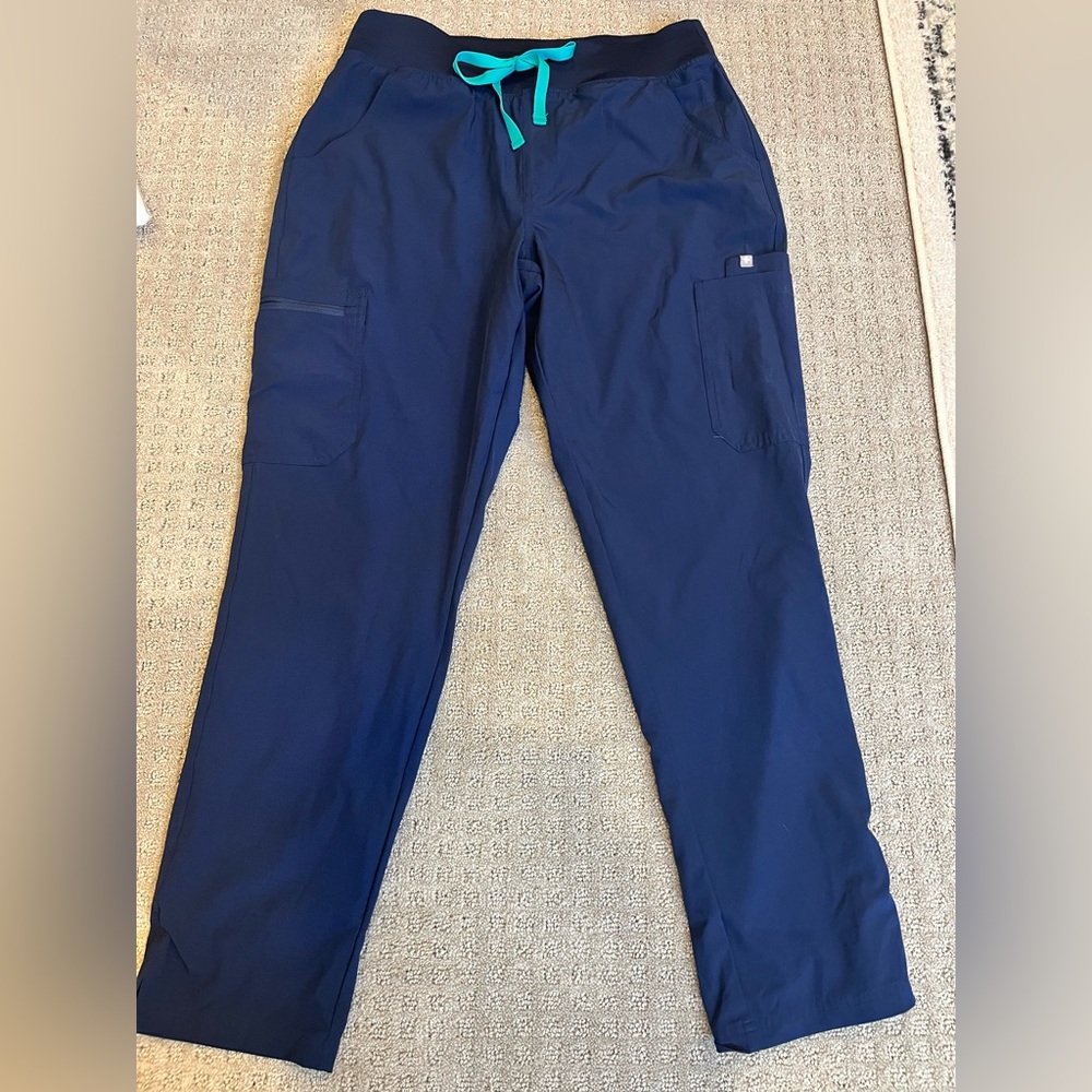 Figs Scrub Pants L